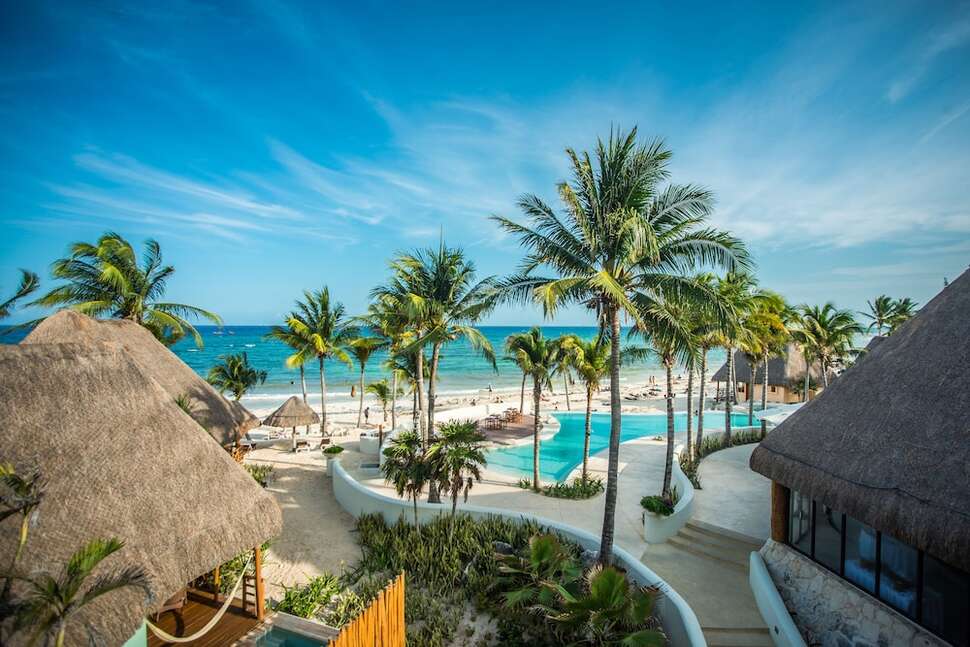 Een foto van een overzicht van Mahekal Beach Resort