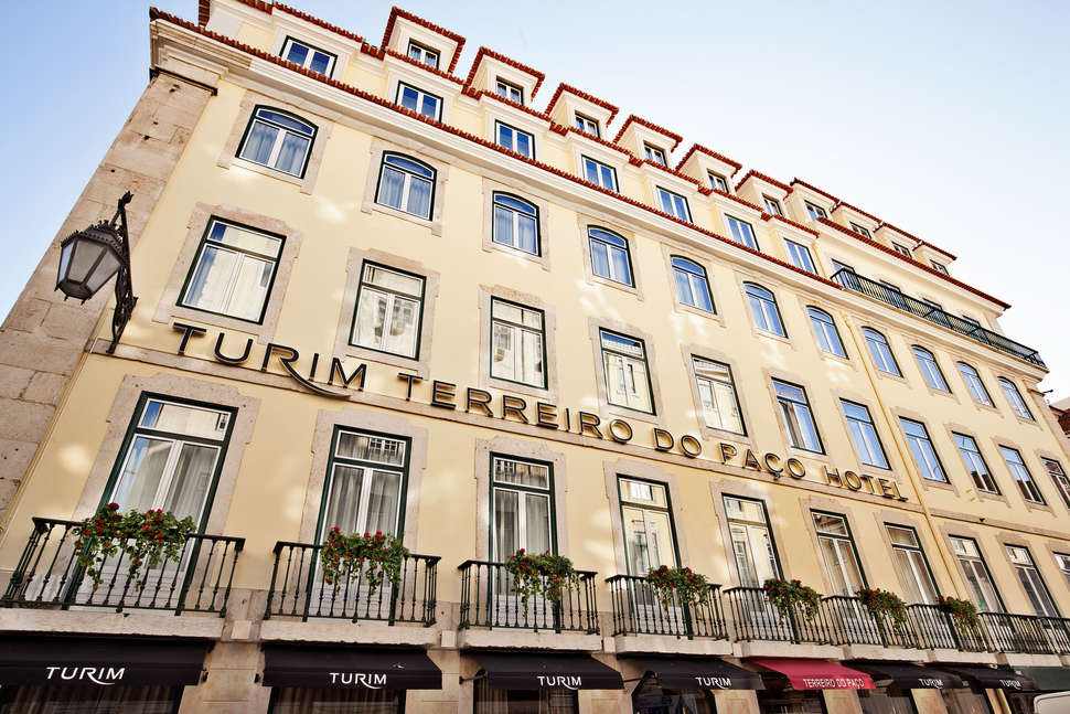 Ein Foto von der Außenansicht des Turim Terreiro do Paco Hotel