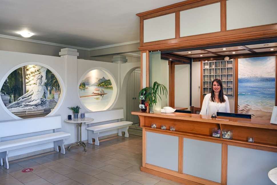 Een foto van het interieur van Bella Vista Hotel & Studios