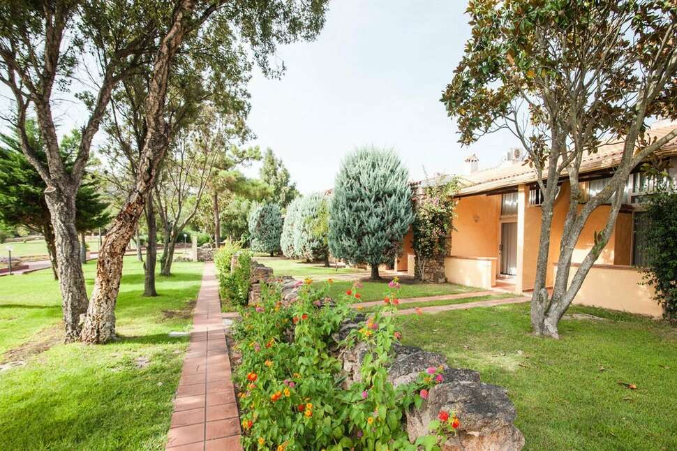 Ein Foto Colonna Hotel Du Golf