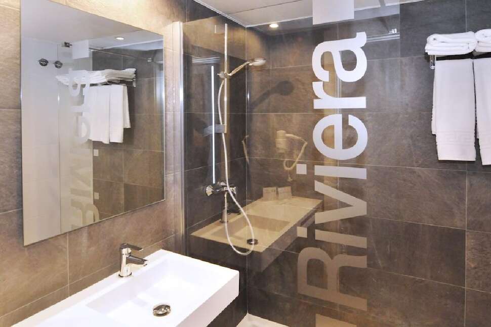 Ein Foto Hotel Riviera