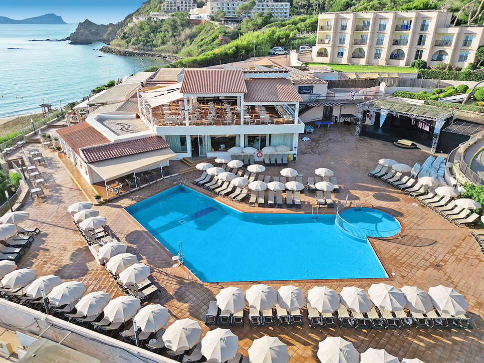 Ein Foto Invisa Hotel Club Cala Blanca