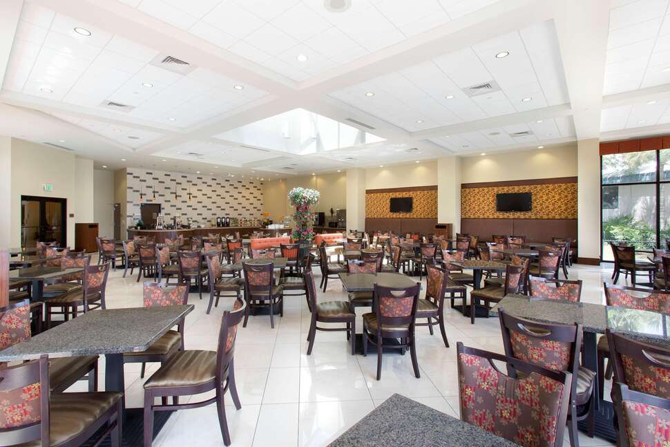 Ein Foto Ramada Plaza by Wyndham Orlando Resort & Suites Intl Drive