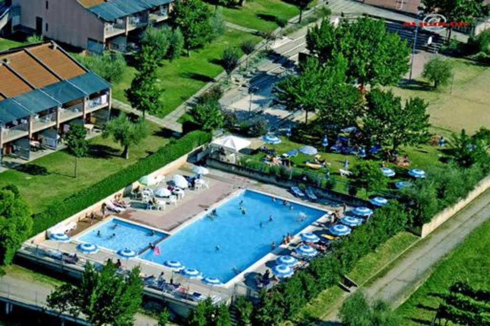 Een foto van het zwembad bij Villaggio Le Tre Isole