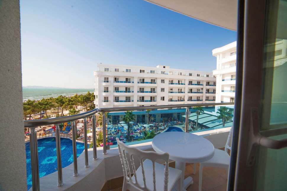 Ein Foto Hotel Grand Blue Fafa