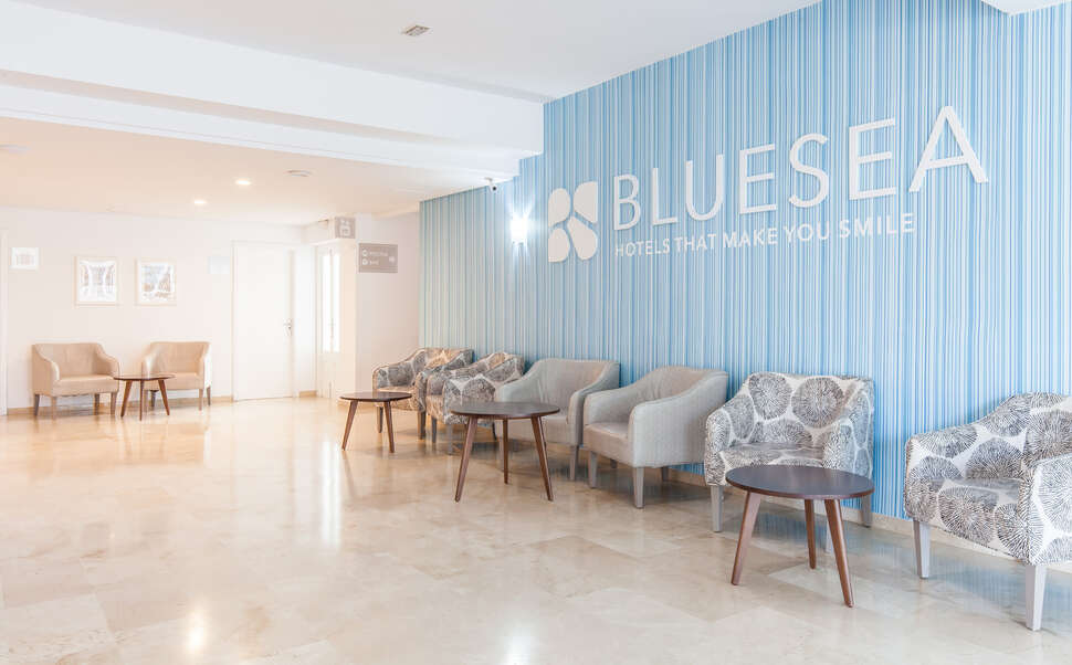 Een foto van het interieur van Blue Sea Cala Millor
