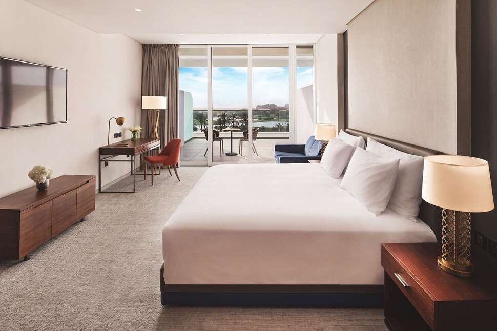 Een foto van JA Lake View Hotel