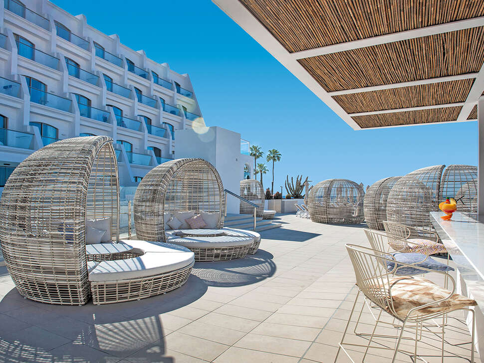 Ein Foto von der Terrasse im Guayarmina Princess