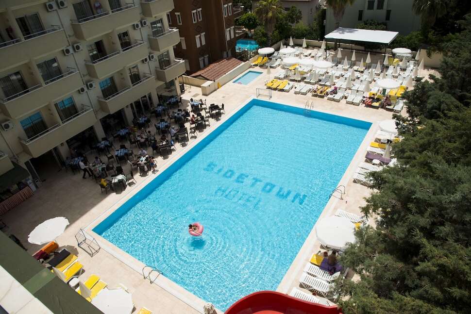 Een foto van het zwembad bij Sun Beach Hill