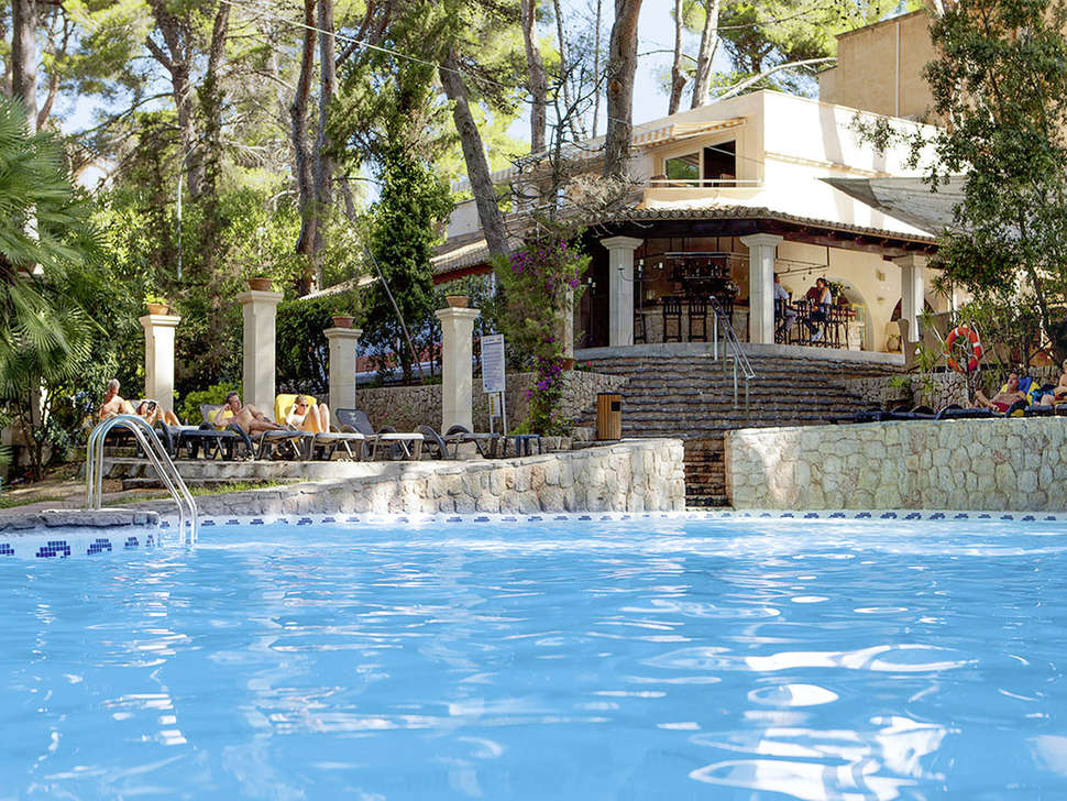 Een foto van het zwembad bij Hotel Lago Garden Suites & Spa