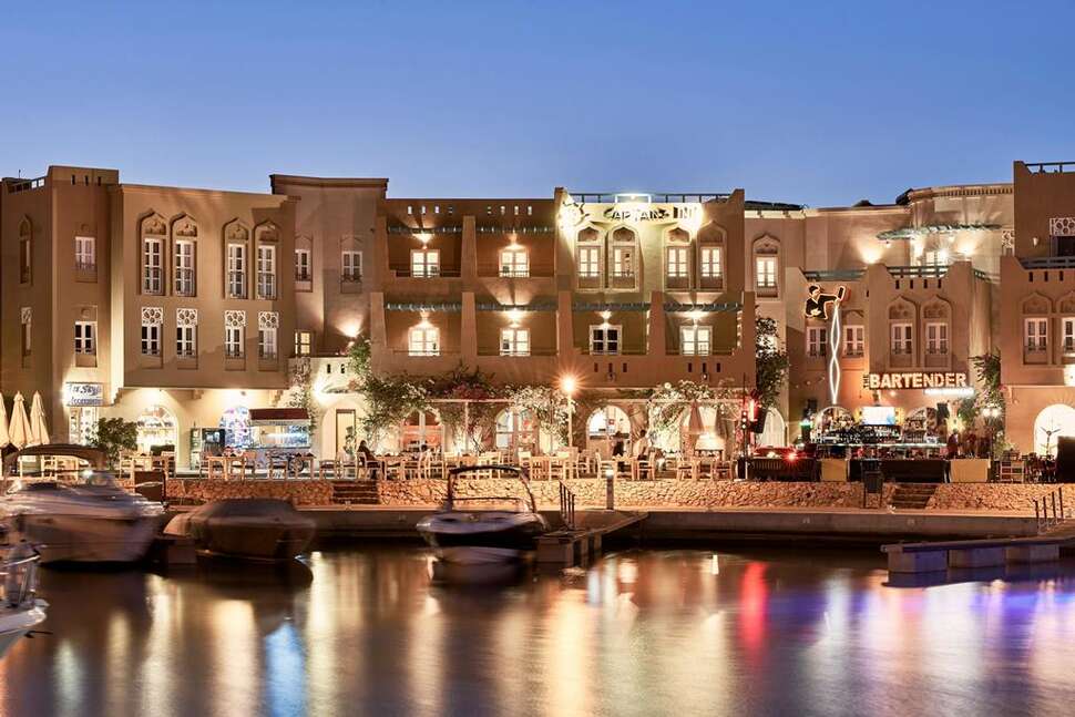 Ein Foto Captain's Inn Hotel