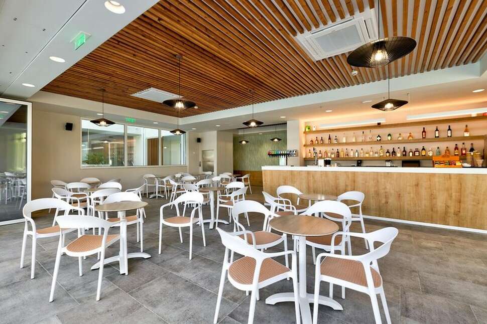 Een foto van White Olive Premium Hotel