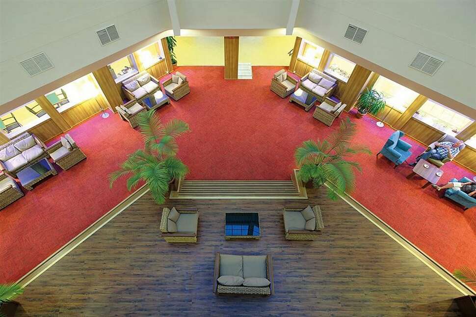 Een foto van het interieur van Fortuna Beach Hotel