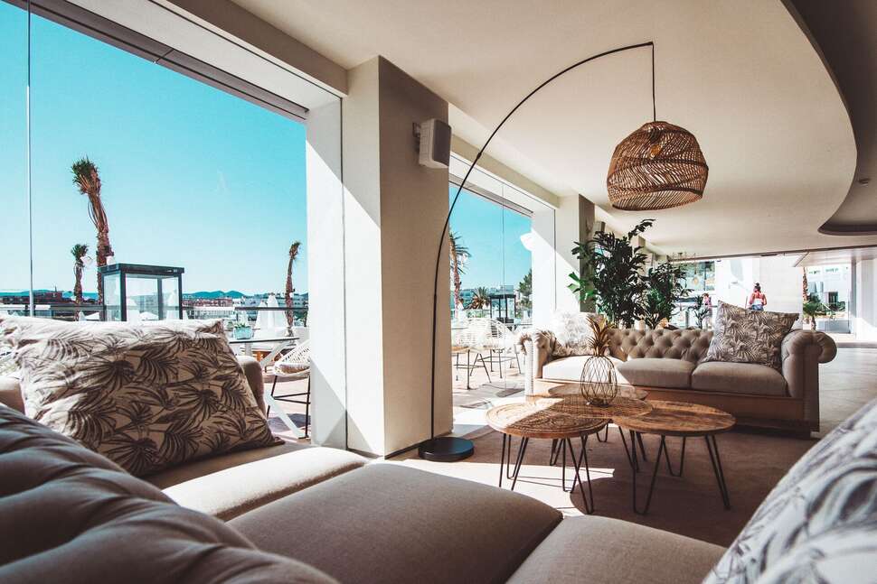 Ein Foto vom Innenbereich im Amare Beach Hotel Ibiza