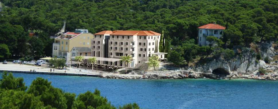 Een foto van de buitenkant van Hotel Osejava