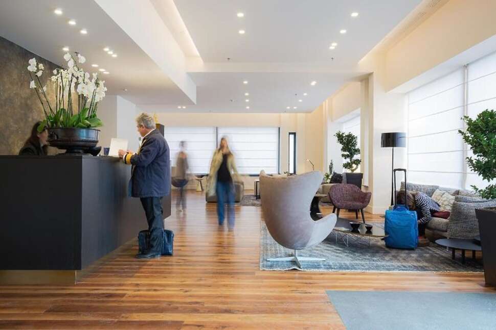 Een foto van het interieur van Hotel Politeama