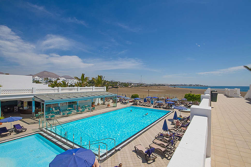 Een foto van het zwembad bij Hotel Las Costas
