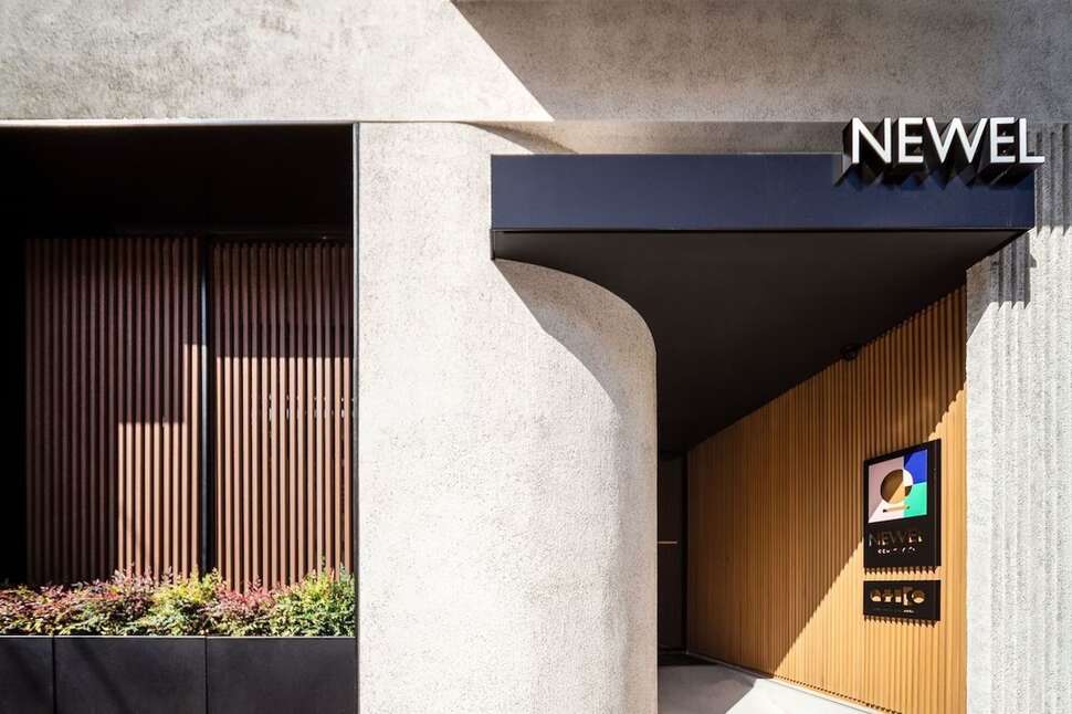 Een foto van The Newel Psychiko