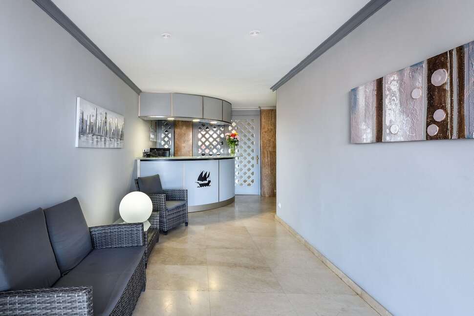 Een foto van het interieur van Colon Playa Appartementen
