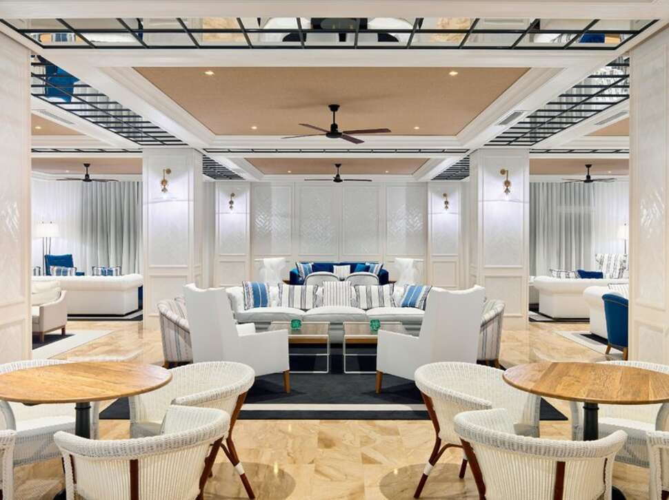 Een foto van het interieur van H10 Delfin