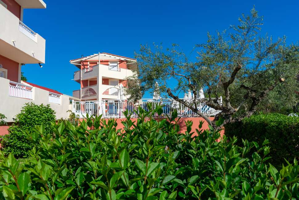 Ein Foto von der Außenansicht des Zante Pantheon Hotel