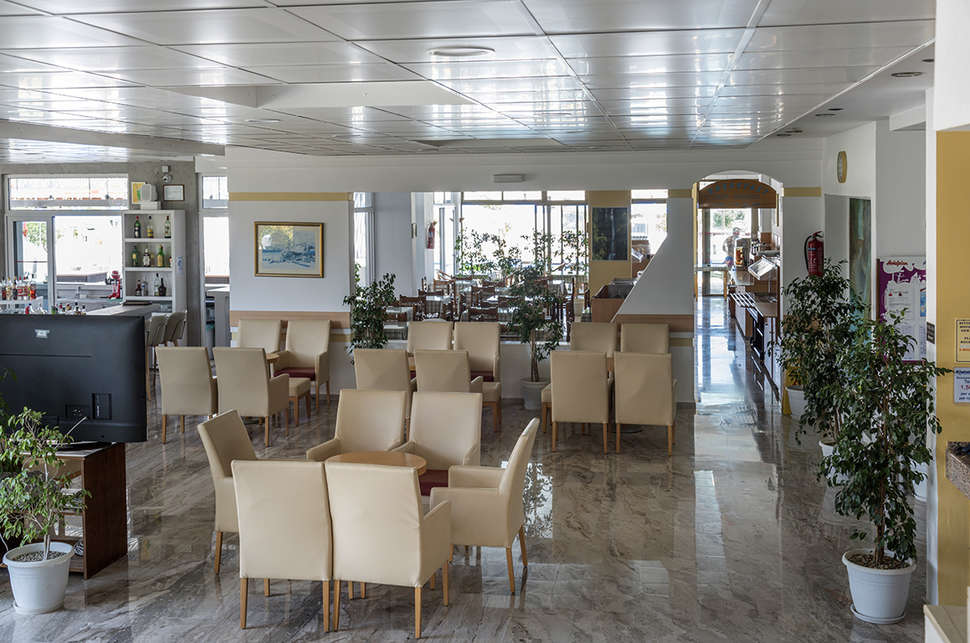 Een foto van het interieur van Hotel Tropical Sol