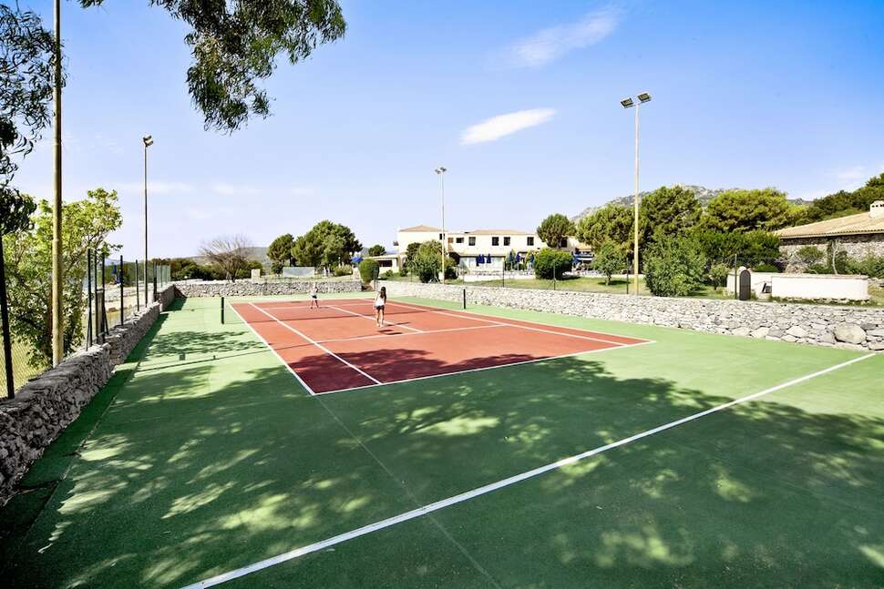Ein Foto Colonna Hotel Du Golf