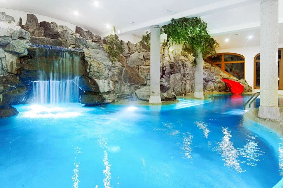 Een foto van het zwembad bij Alpenhotel Weitlanbrunn