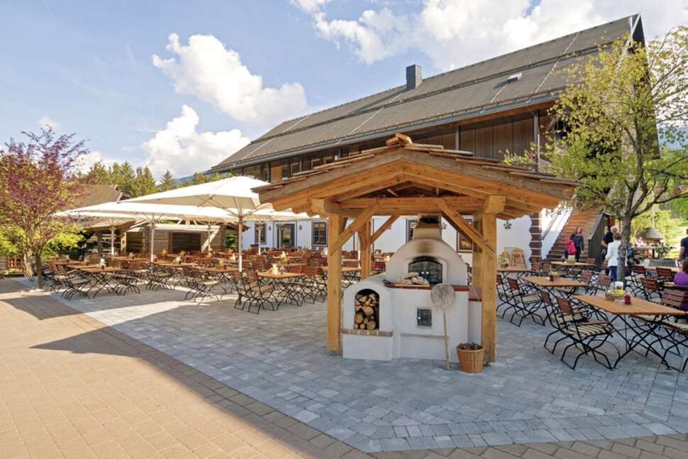 Een foto van het terras bij Vakantiepark Naturelhotel Schönleitn