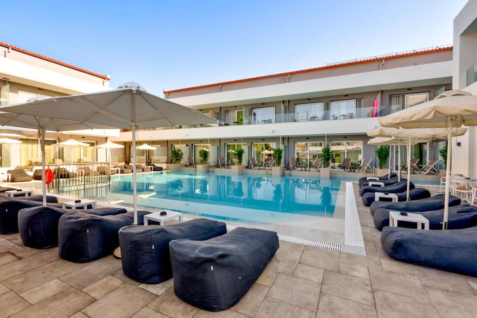 Ein Foto White Olive Premium Hotel