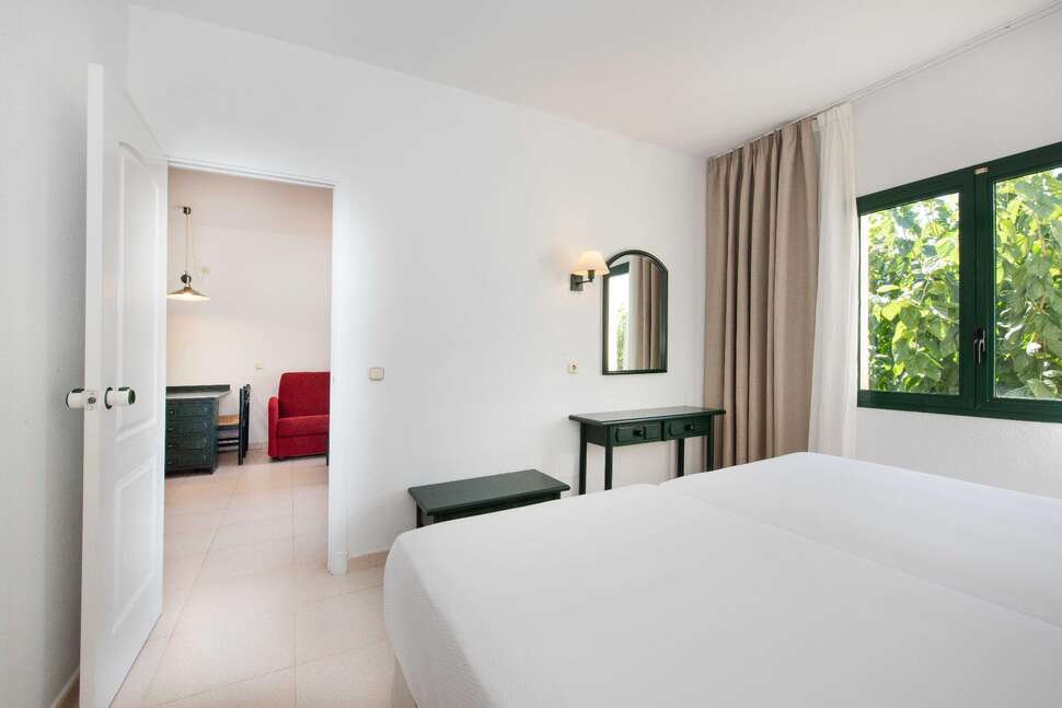 Ein Foto Valentin Son Bou Hotel & Apartments