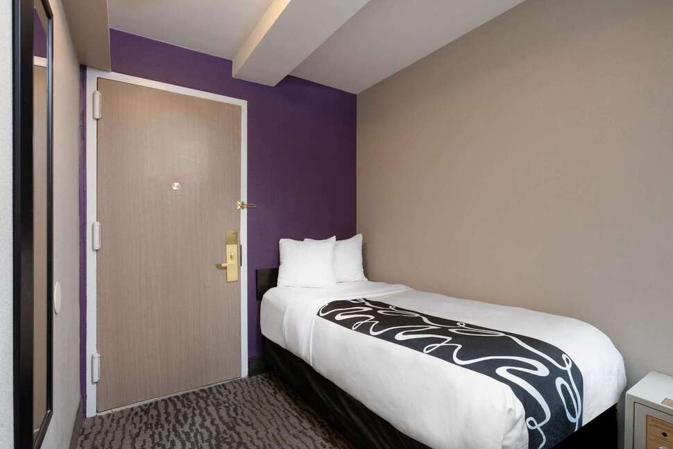 Een foto van La Quinta Inn & Suites by Wyndham New York City Central Park