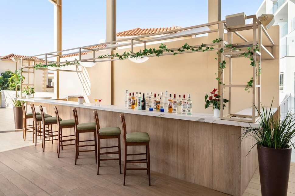Een foto van Ramada Hotel & Suites by Wyndham Ayia Napa