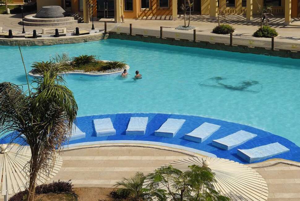 Ein Foto vom Pool im Jaz Casa Del Mar Resort