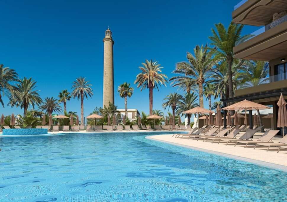 Een foto van het zwembad bij Faro Lopesan Collection Hotel