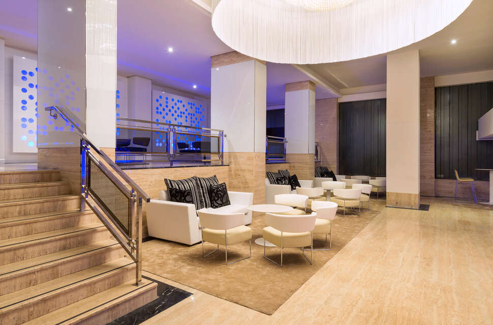 Een foto van het interieur van Hotel Palma Bellver Affiliated by Melia