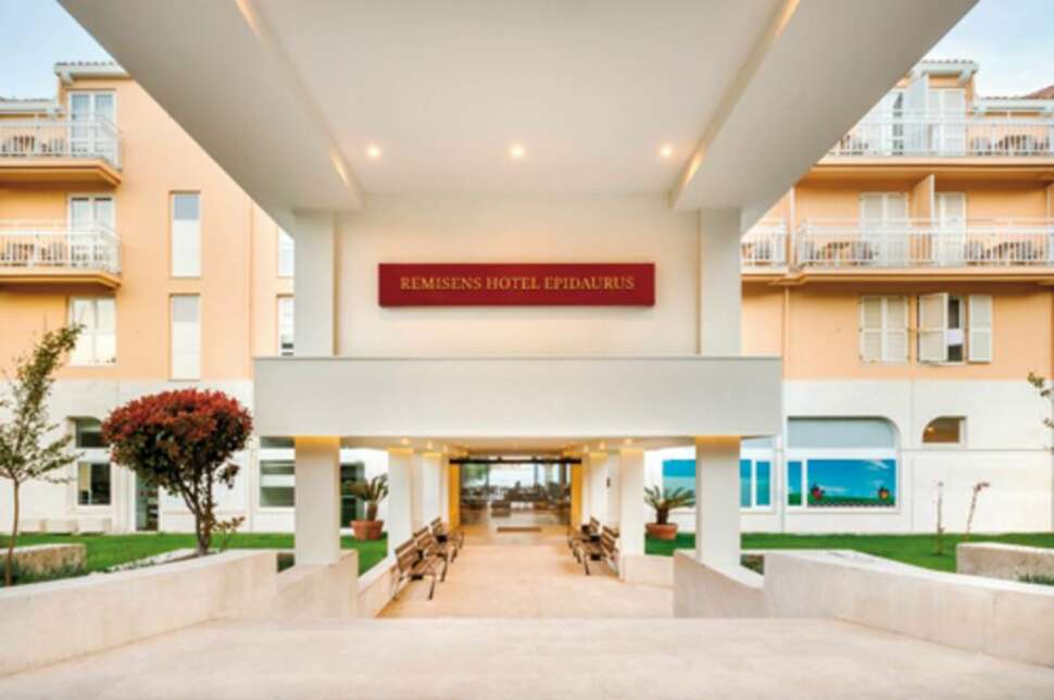 Een foto van de buitenkant van Remisens Hotel Epidaurus