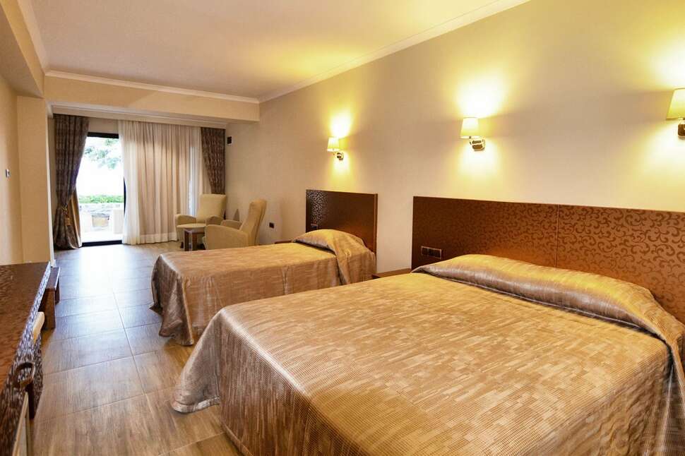 Een foto van Azka Otel
