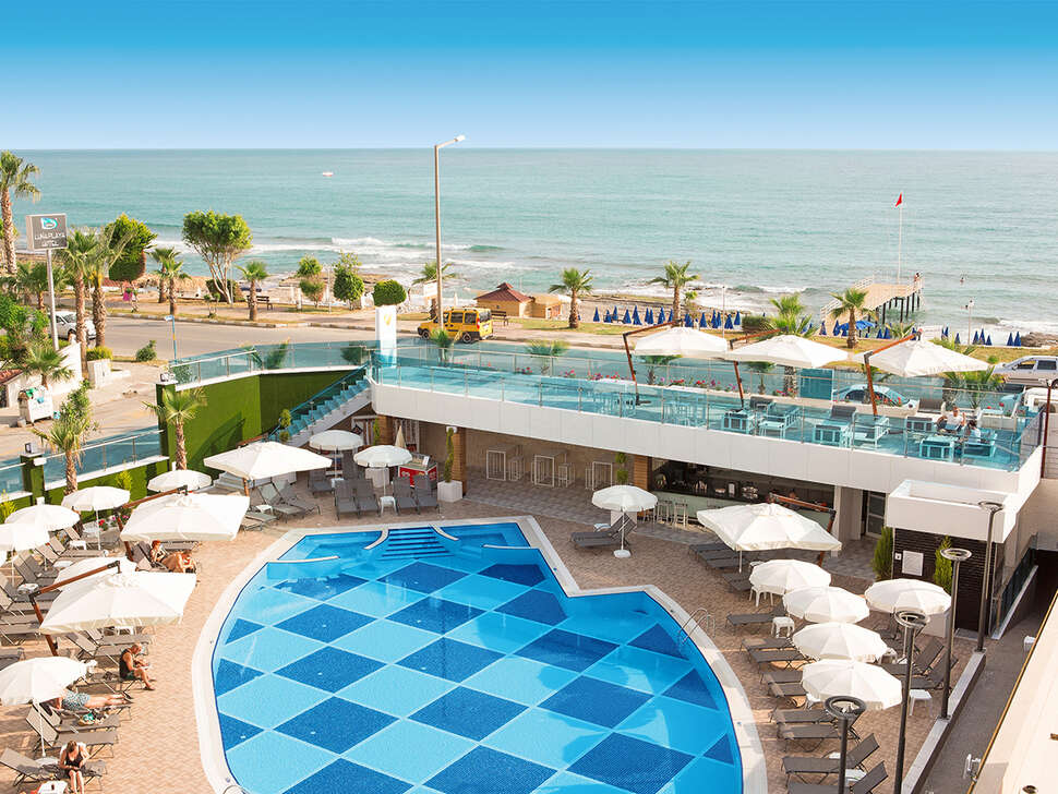 Een foto van een overzicht van Sunprime C-Lounge