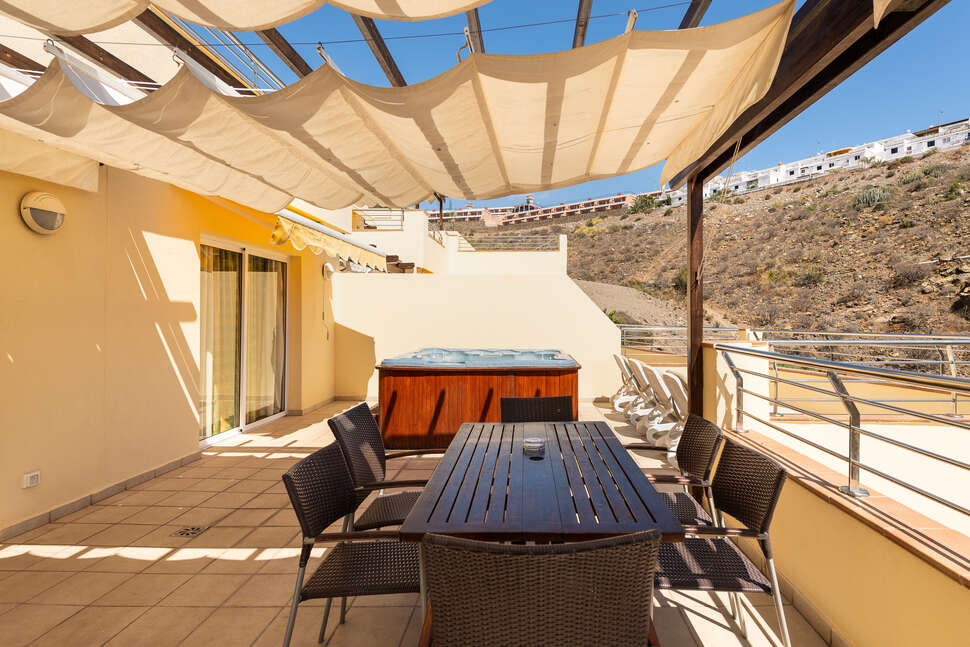 Ein Foto von der Terrasse im Holiday Club Sol Amadores