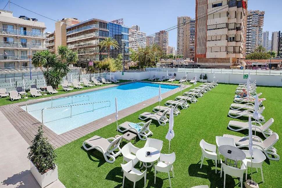 Een foto van het zwembad bij Hotel Benidorm Centre