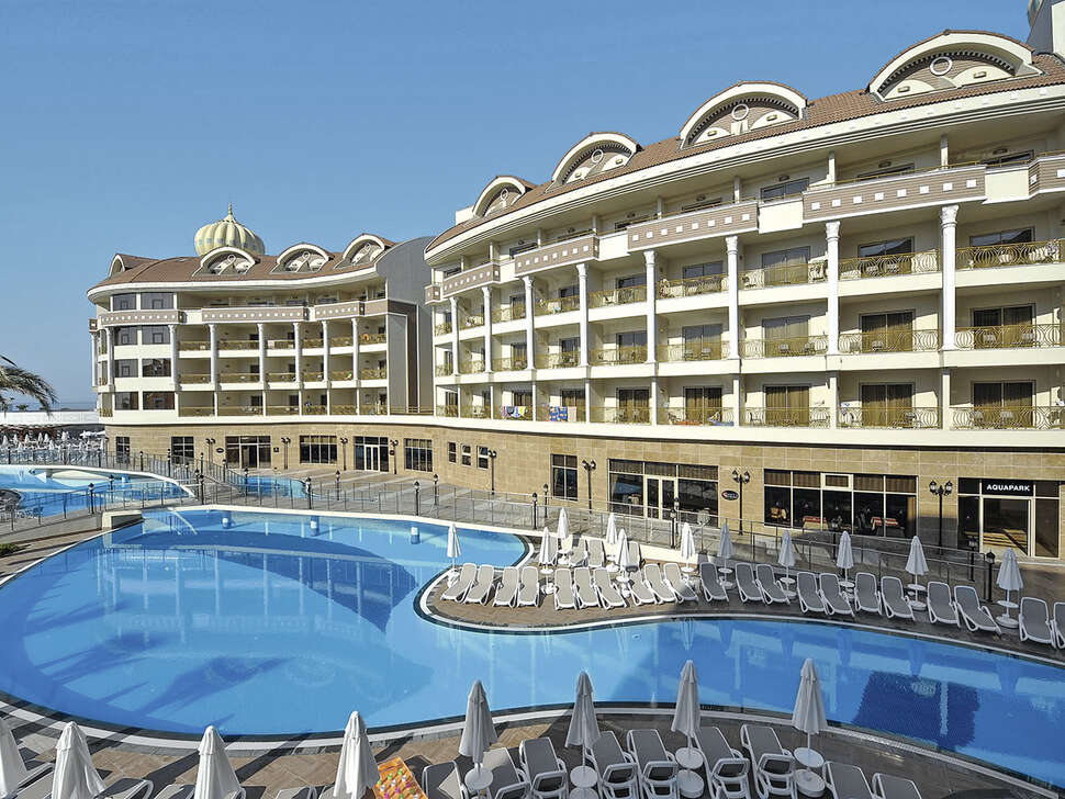 Een foto van een overzicht van Kirman Hotels Belazur Resort & Spa