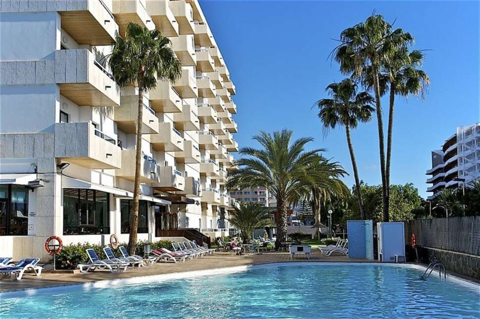 Een foto van het zwembad bij Hotel Principado