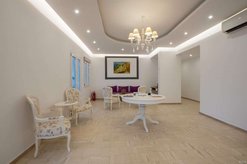 Een foto van Anamar Santorini