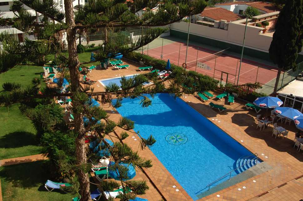 Een foto van het zwembad bij Appartementen Los Tilos