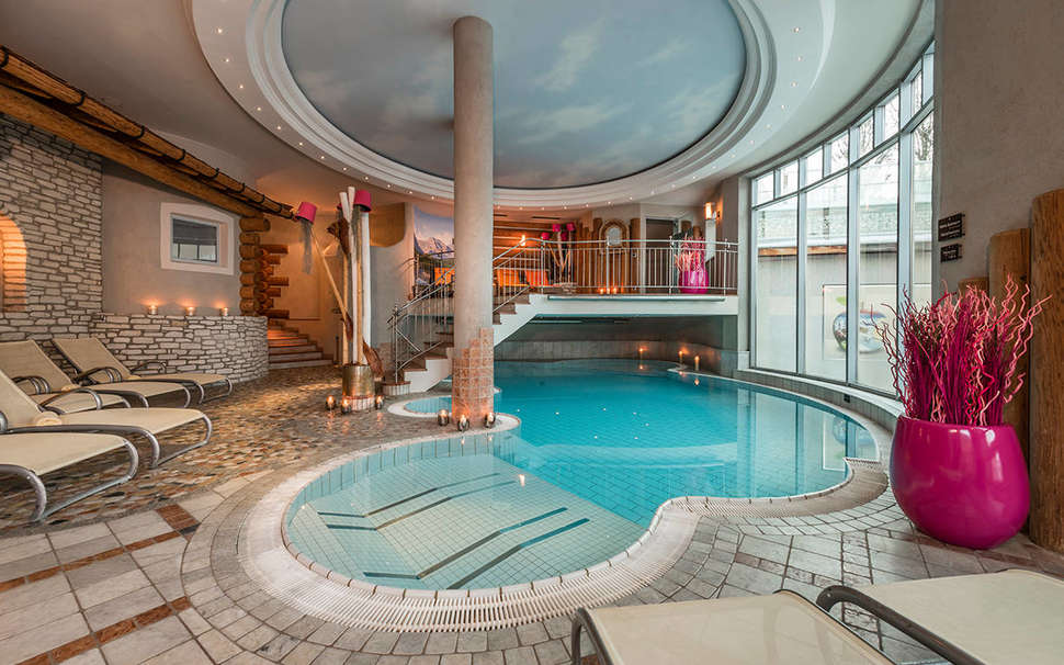 Ein Foto vom Pool im Hotel Eva Village