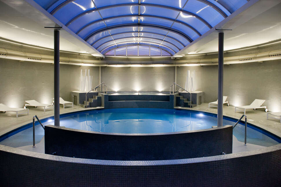 Ein Foto vom Pool im Mediterraneo Park & Hotel