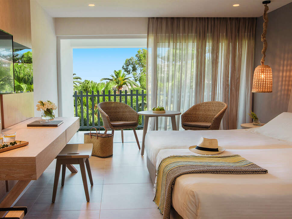 Een foto van Nissi Beach Resort