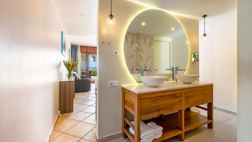 Een foto van LionsDive Beach Resort
