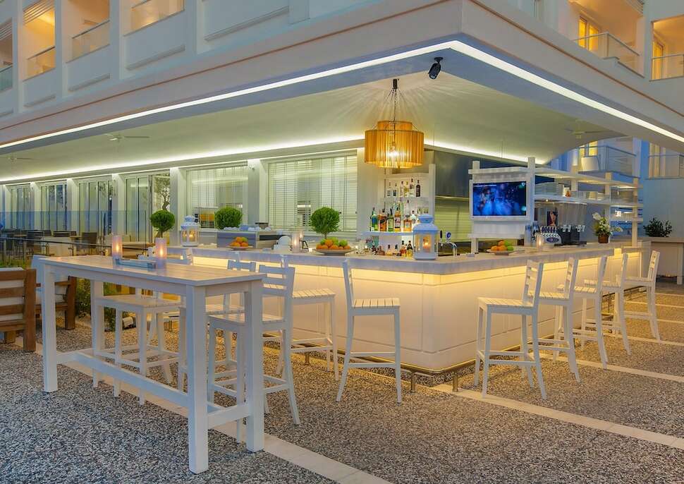 Een foto van de faciliteiten bij The Beachfront Hotel